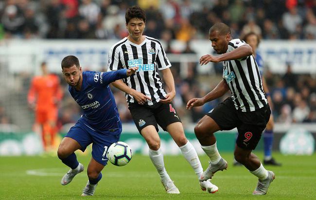 开云官网-包含波尔图战平里昂，阿扎尔乌龙送礼亚洲杯的词条