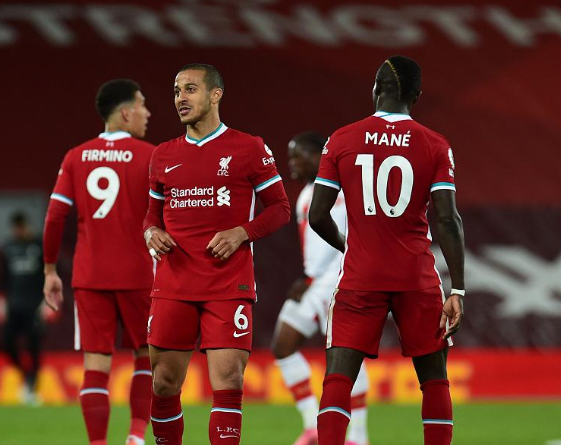 利物浦爆冷马赛，乔瓦尼·雷纳完成帽子戏法的简单介绍