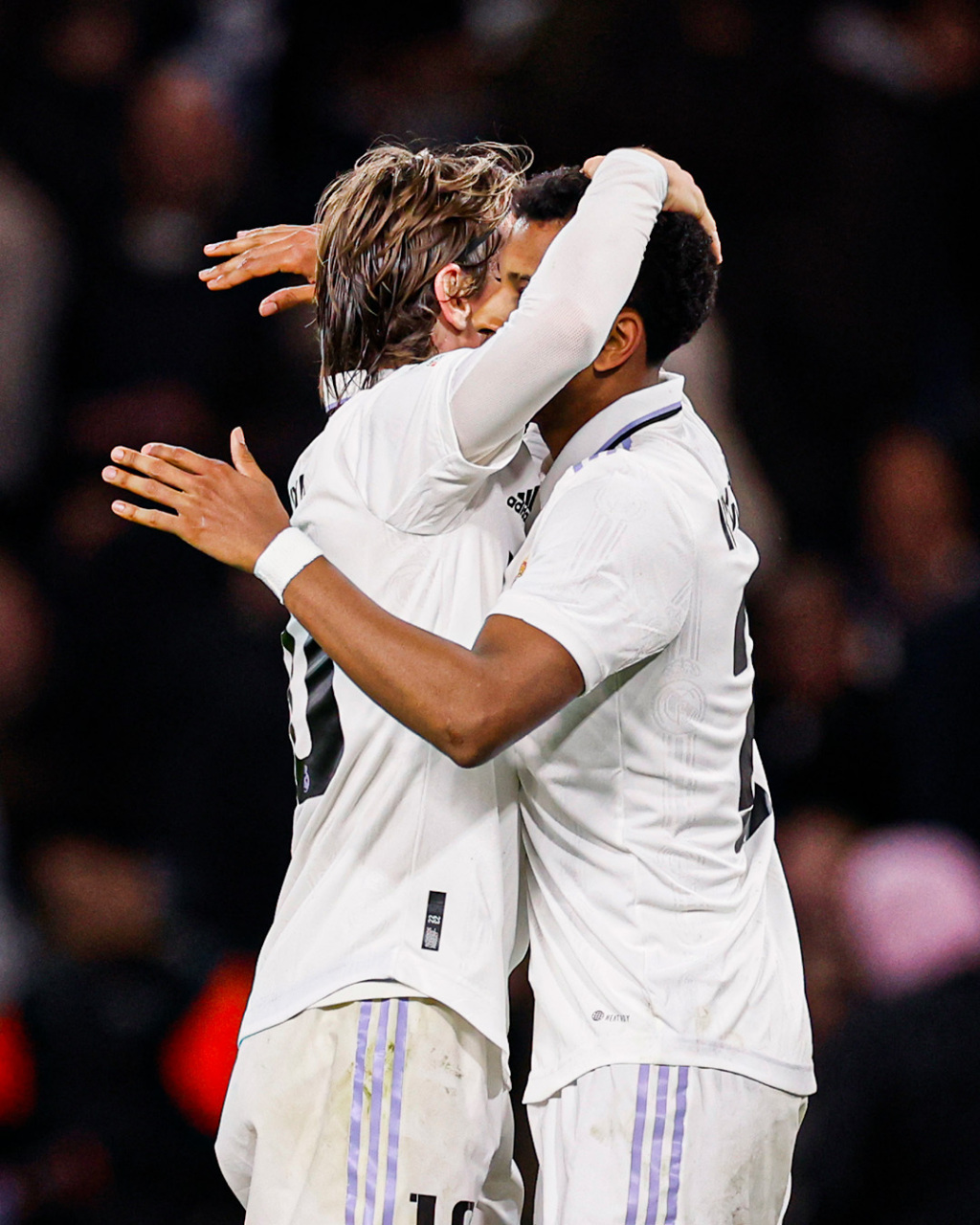 开云体育中国-巴西鏖战切尔西，莫德里奇统治全场