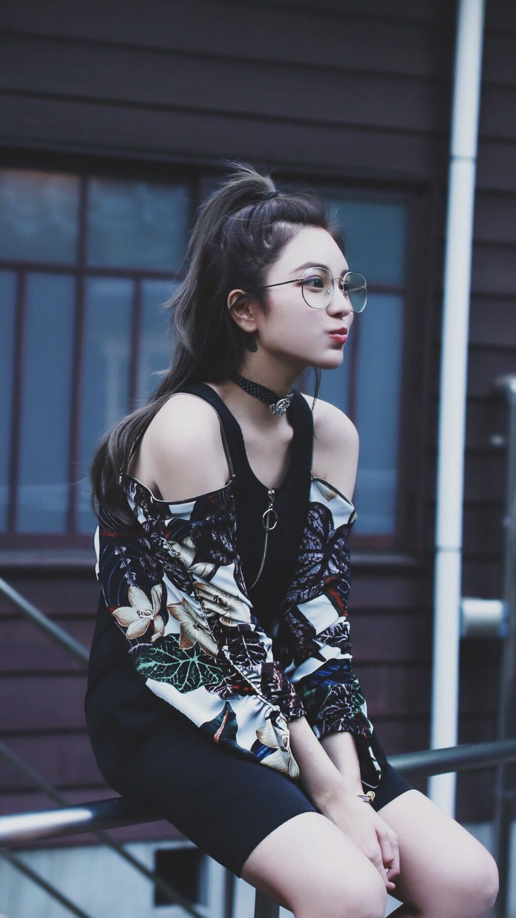 体育场上的铁幕，当沙特用足球封锁加纳